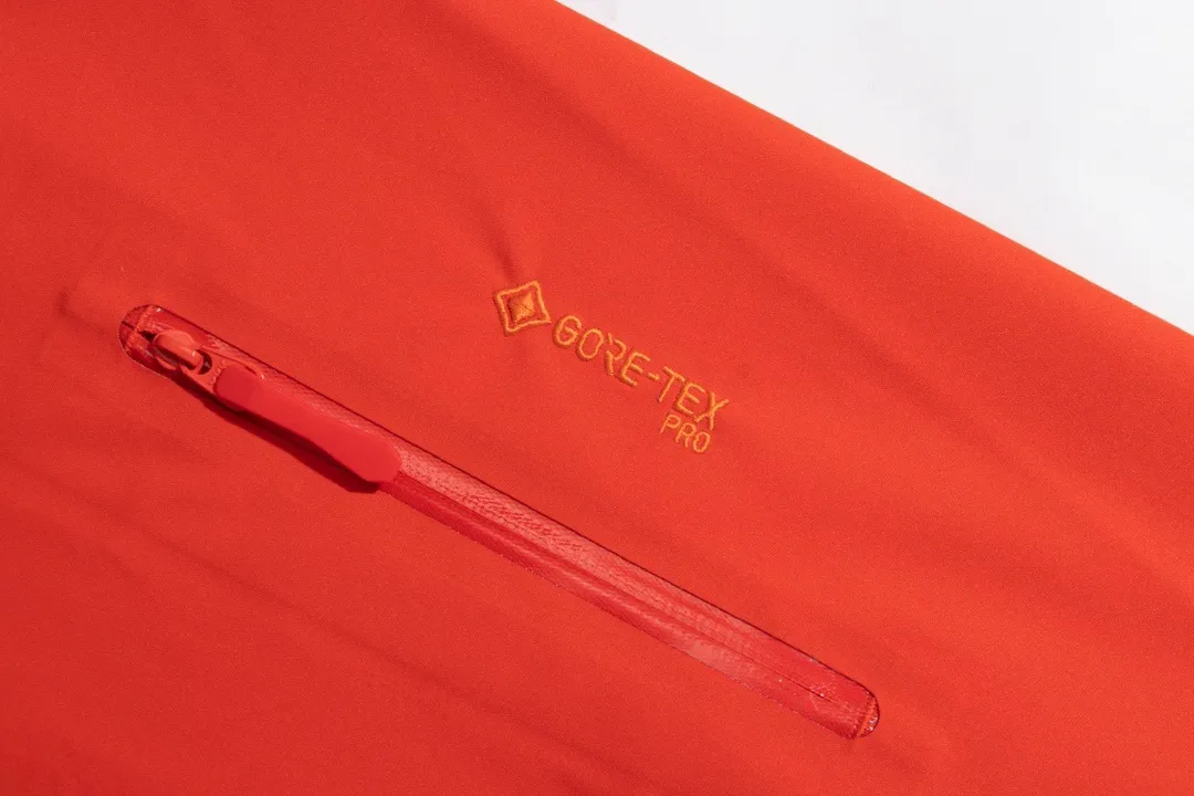 In Stock【 】 ARC‘TERYX Alpha SV 6 7000+ GORE-TXE ， ， ，Ykk ， ， ， ， ， 。 ： ：